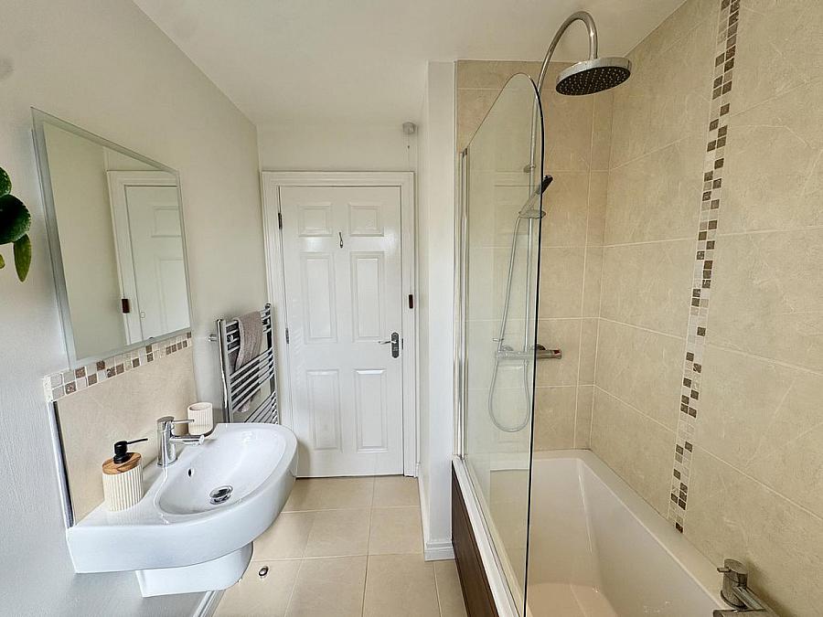 23 Fountain Crescent