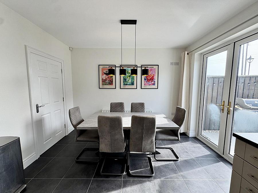 23 Fountain Crescent