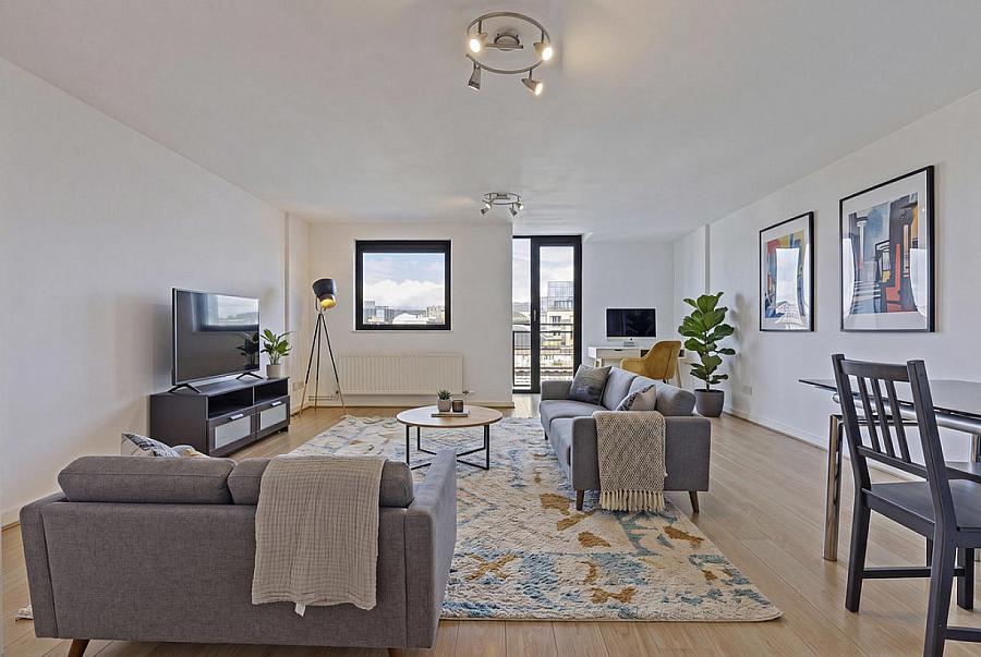 Apt 59, 17 Queens Square