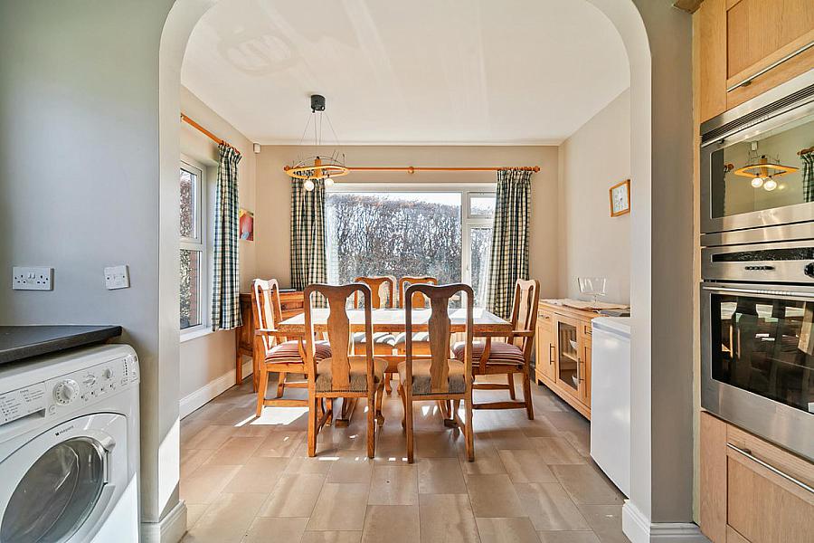 23 Ballynahatty Road