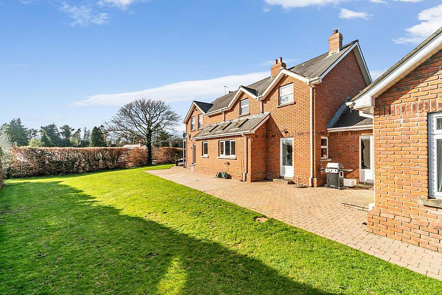 23 Ballynahatty Road