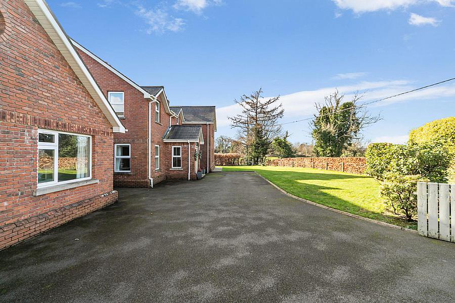 23 Ballynahatty Road