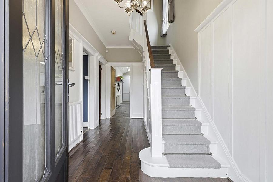 18 Diamond Gardens