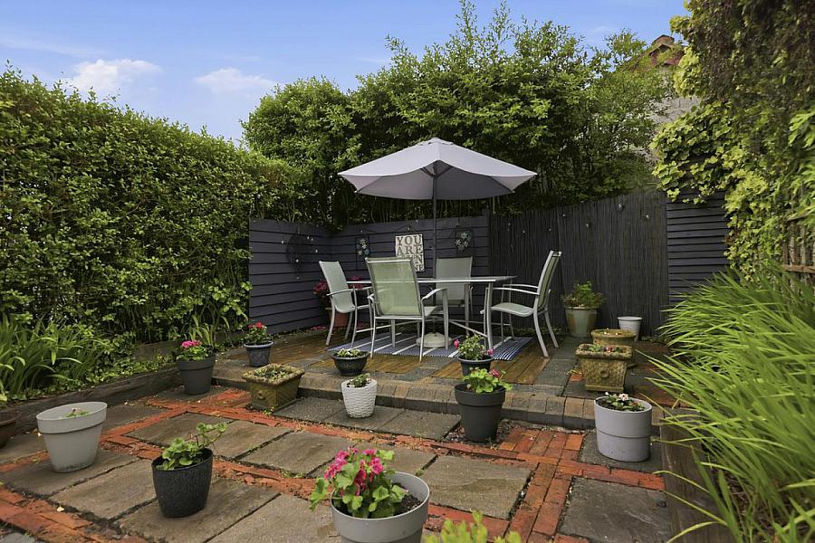18 Diamond Gardens