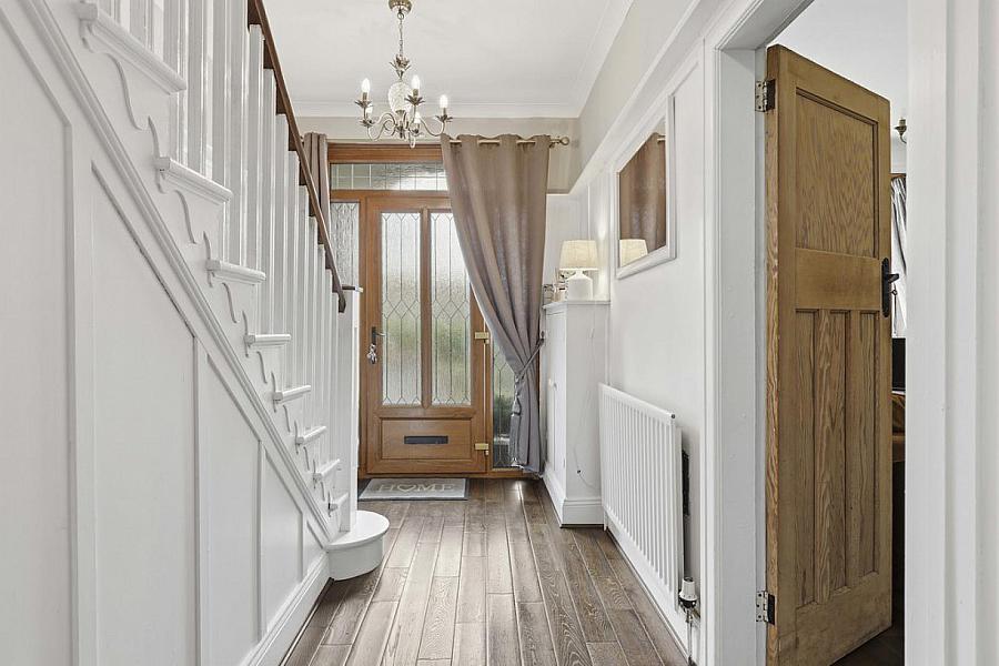 18 Diamond Gardens