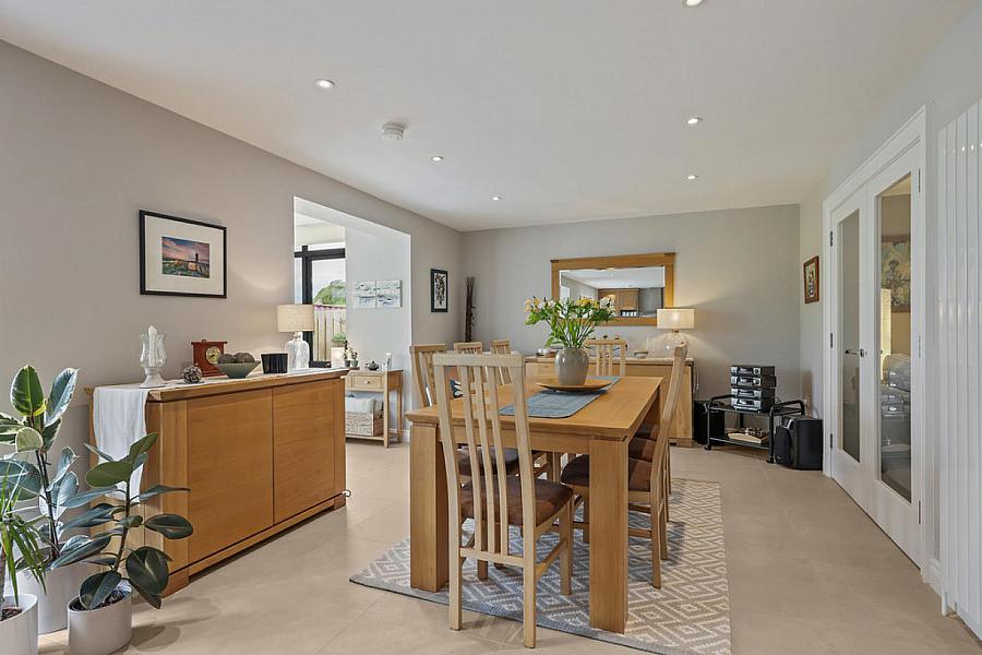 59 Ashgrove Walk