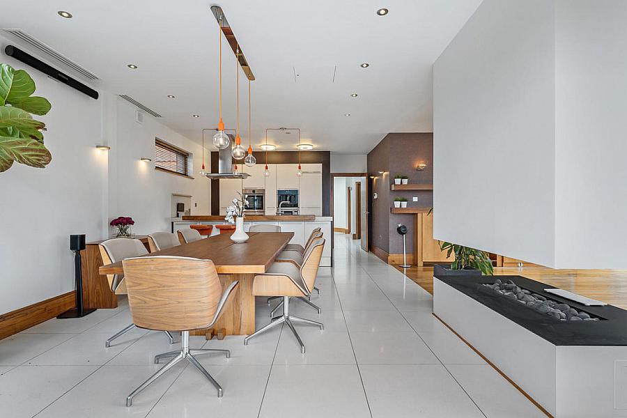 Pilot Point, 21 Clarendon Road