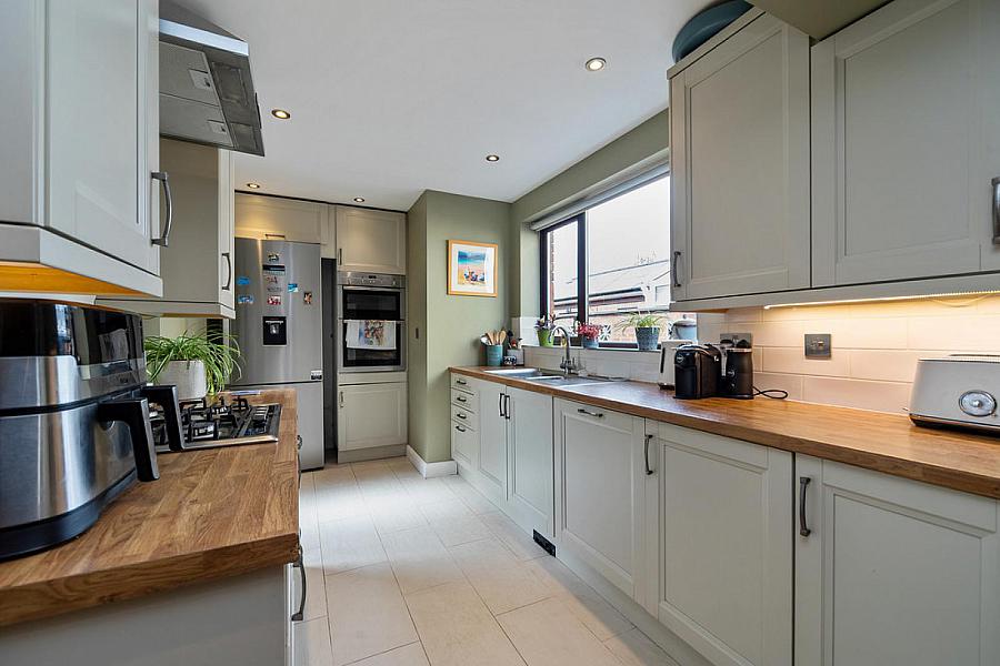 11 Orpen Drive