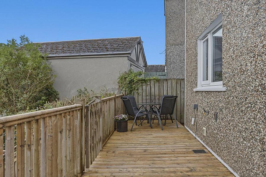 86 Galwally Park