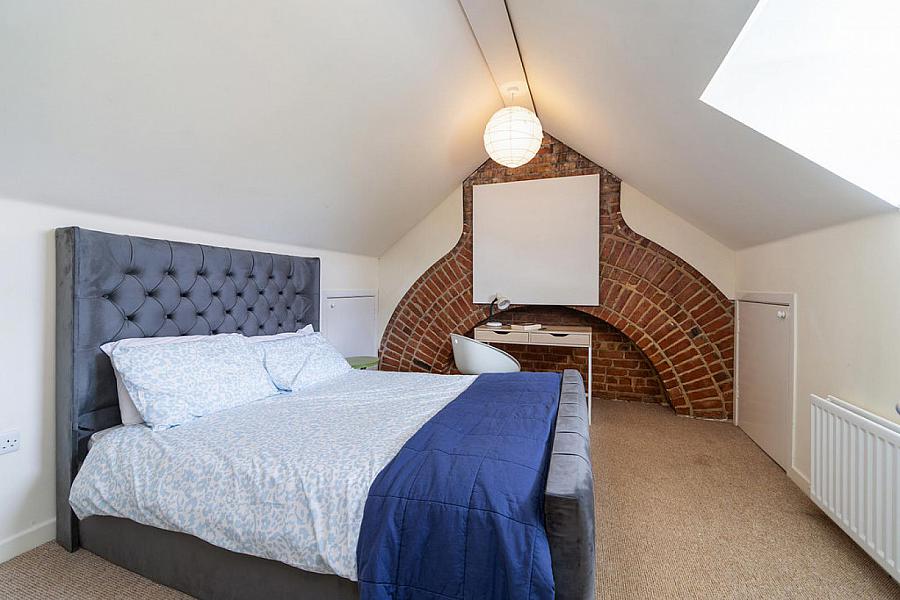 38 Locksley Park