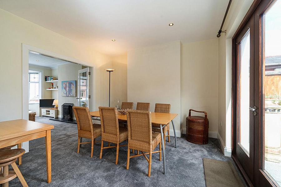 38 Locksley Park