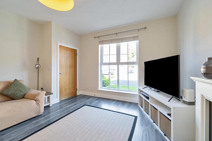 23 Eaton Park