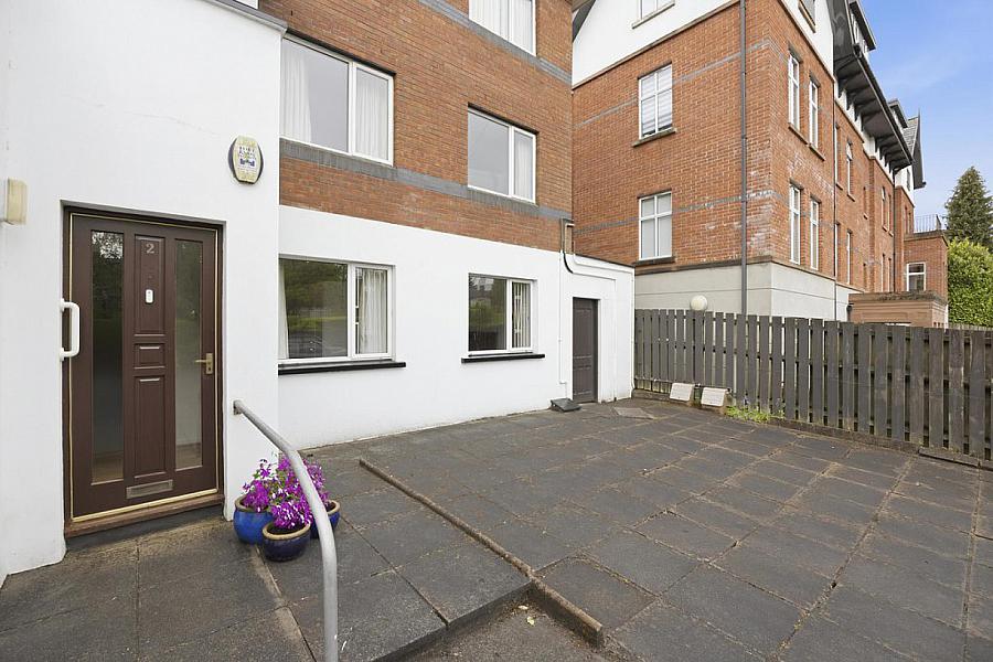 Apartment 2 Deramore Manor, 1A Deramore Park South