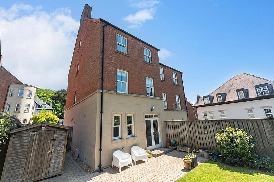 7 Danesfort Park Central