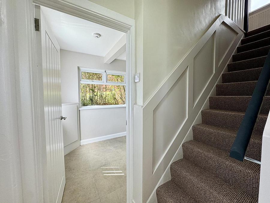 95 Seaview Drive