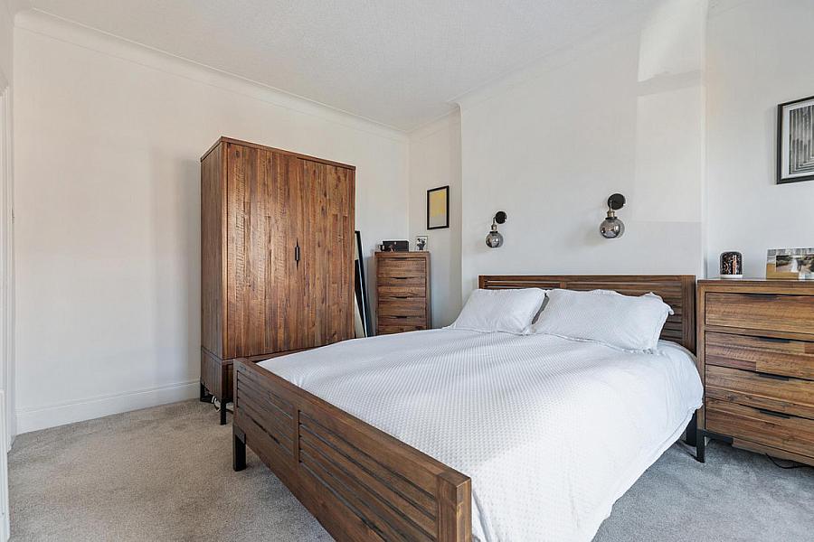 2 Grasmere Gardens