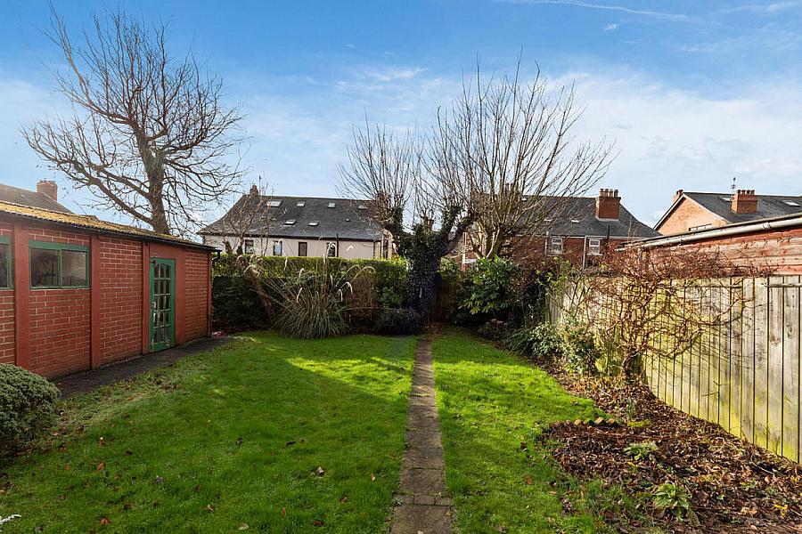 2 Grasmere Gardens