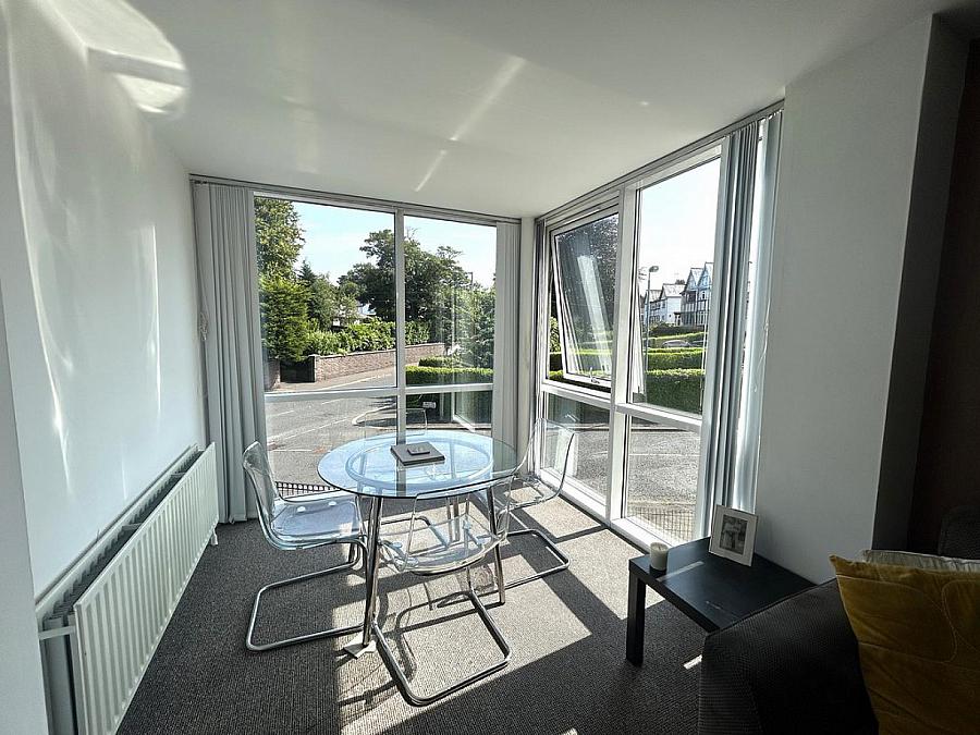15 Shandon Manor