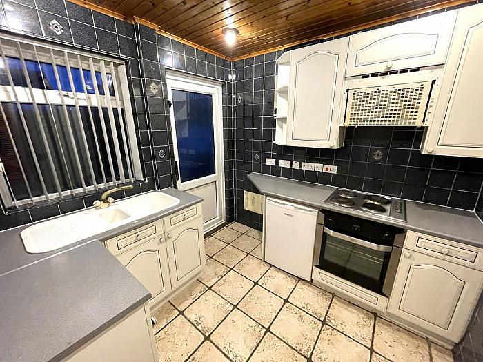 31 Cherryhill Crescent