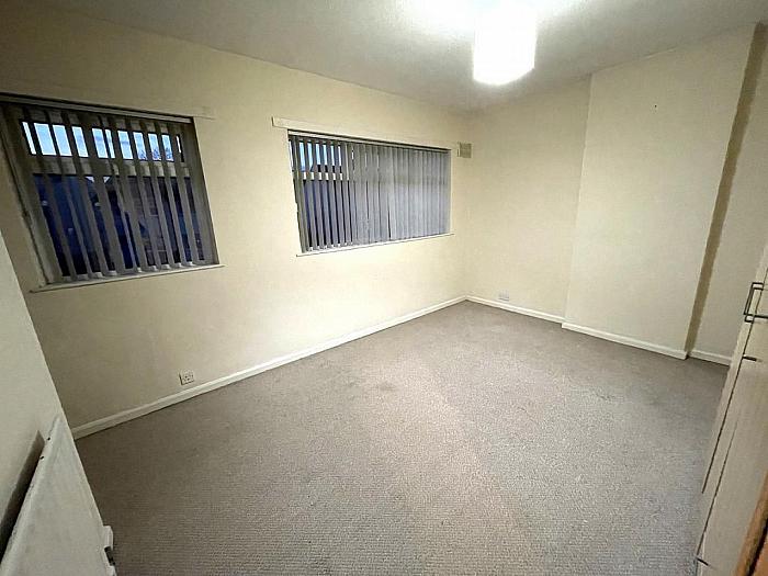 31 Cherryhill Crescent