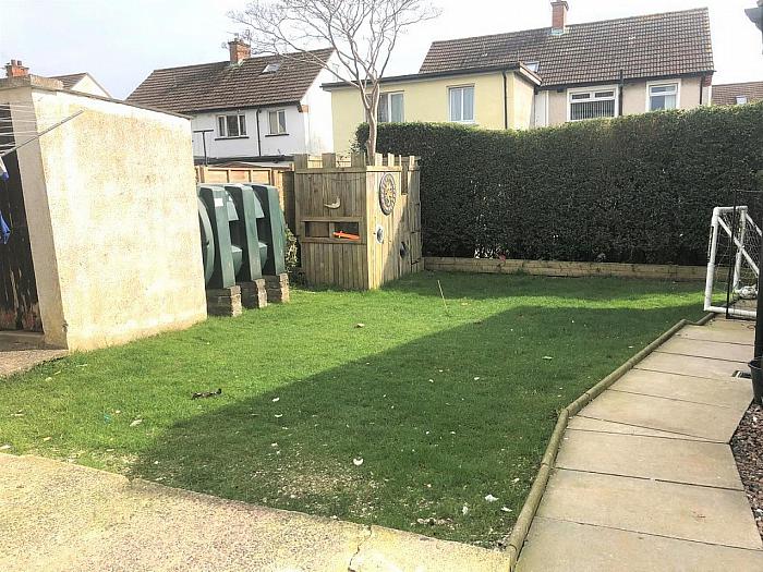 31 Cherryhill Crescent