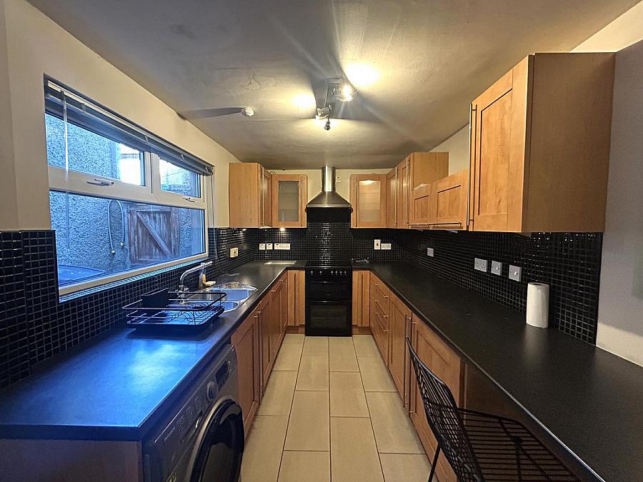 6 Campbell Park Avenue