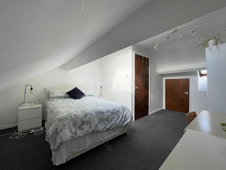 6 Moorfield Street