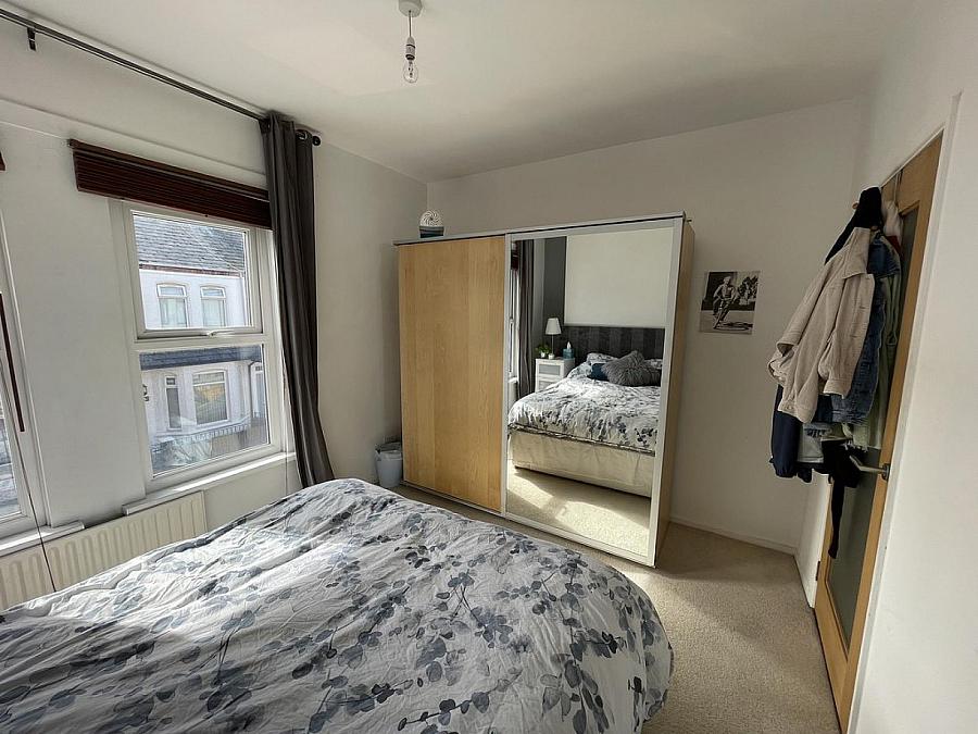 6 Moorfield Street