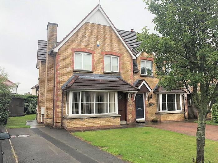 39 Castleview Cottage Gardens