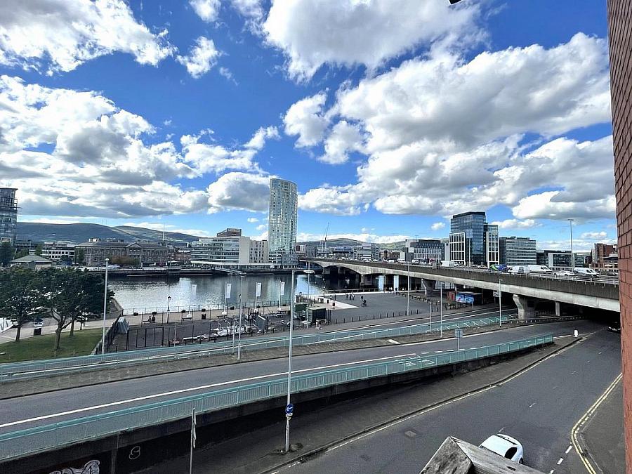 Apt 60 Quaygate, 19  Station Street