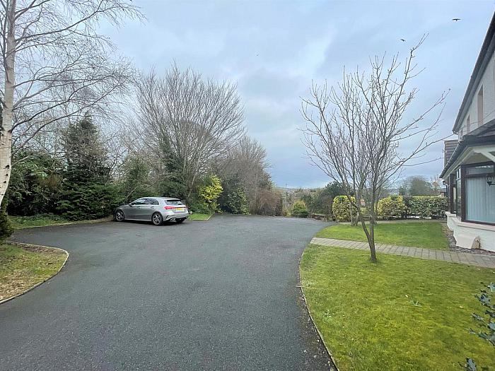 41 Old Dundonald Road