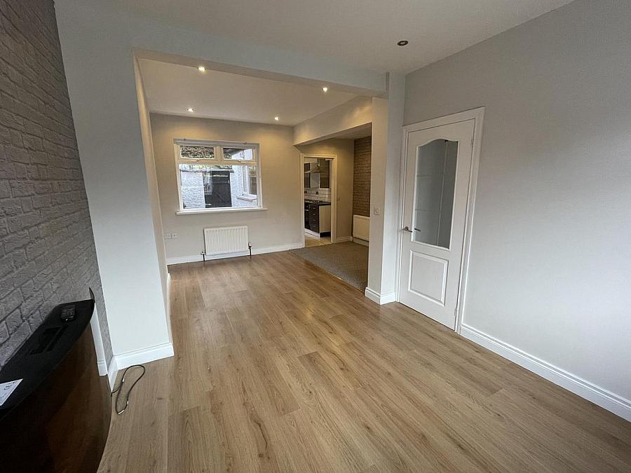 81 Strandburn Drive