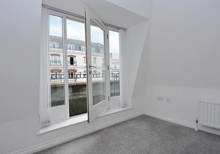 423 Saint Annes Square