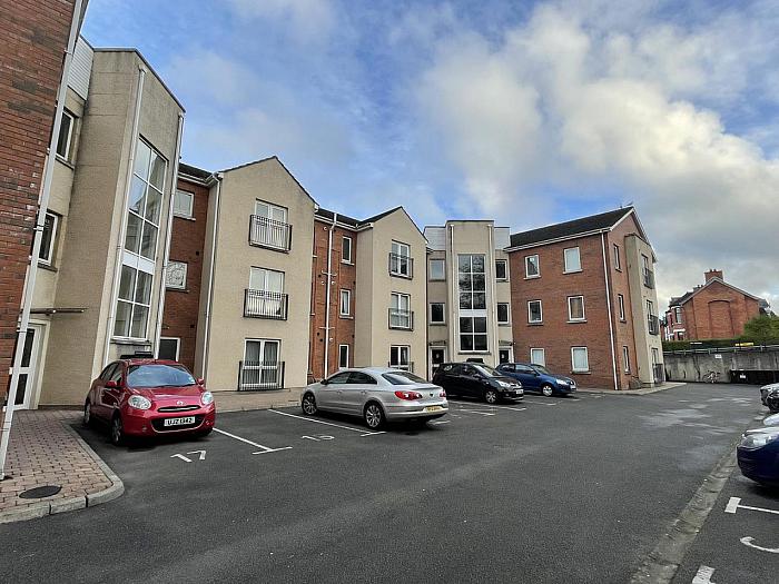 Apt 7 Shandon Manor, 17 Clara Road