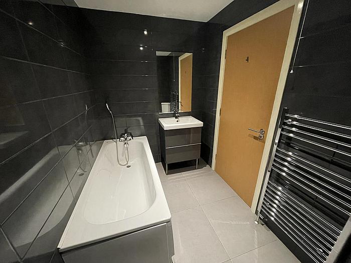 Apt 7 Shandon Manor, 17 Clara Road