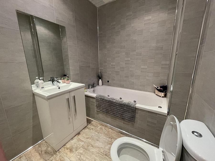 Apt 215 Saint Annes, 18 Talbot Street