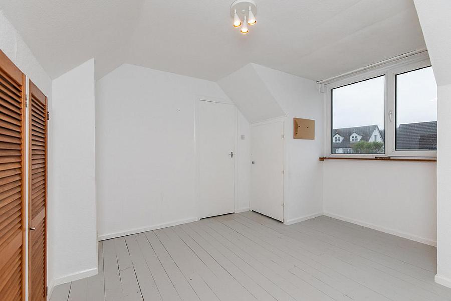 54 Kingsway Park