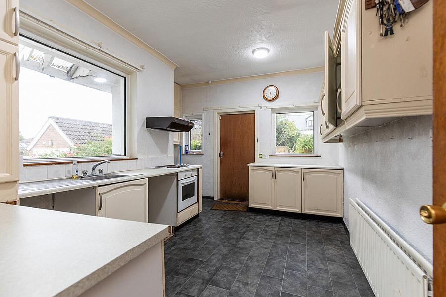 54 Kingsway Park