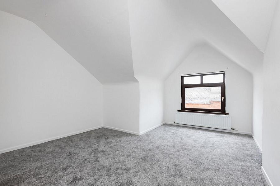 88 Dunraven Avenue