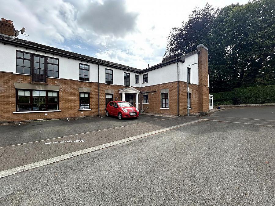 8 Kensington Road