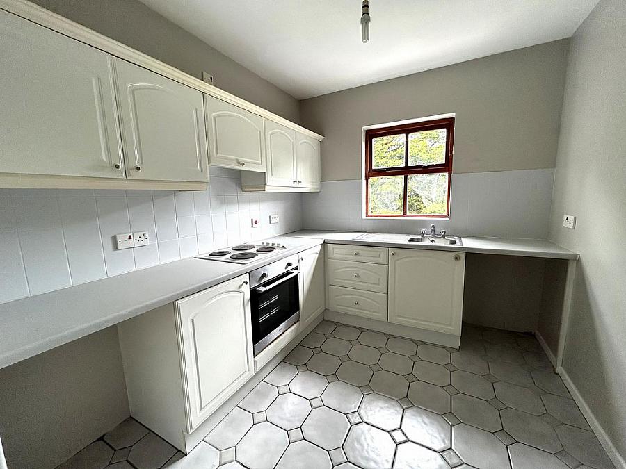 Apt 18 Kensington Gate, 8 Kensington Road