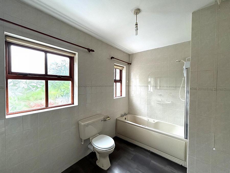 Apt 18 Kensington Gate, 8 Kensington Road Apt 18 Kensington Gate, 8 Kensington Road