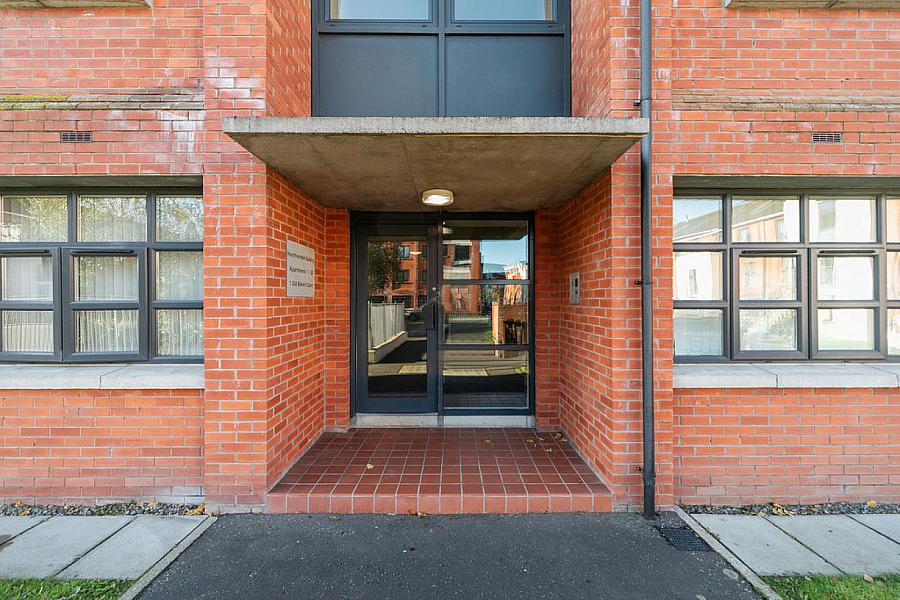 Apt 22 Hawthornden Building