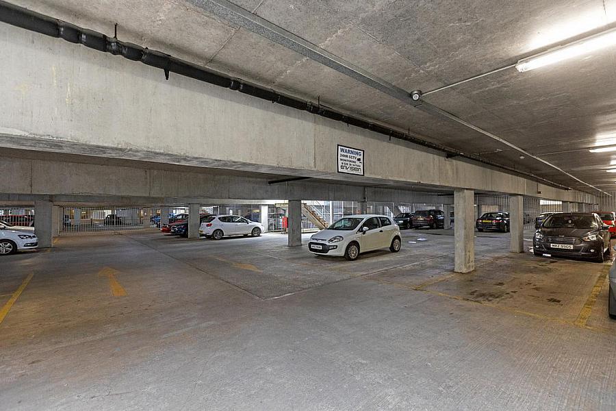 Apt 22 Hawthornden Building