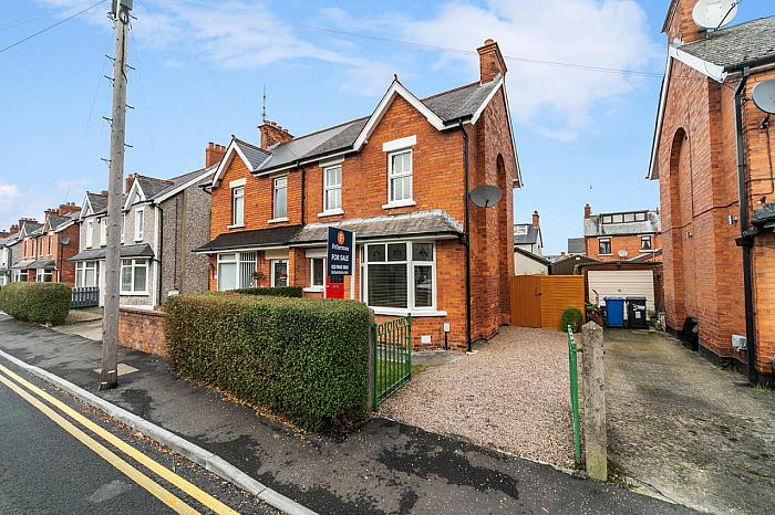 28 Loopland Park,belfast, BT6 9DY