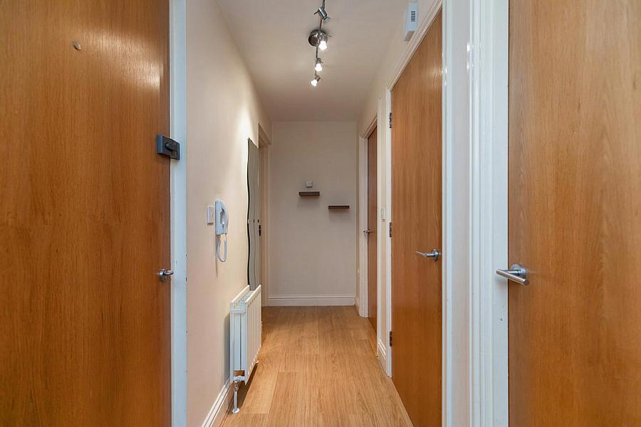 Apt 17 Grafton Court, 85 Kings Road