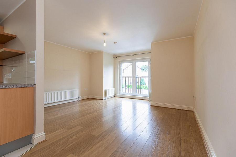 Apt 17 Grafton Court, 85 Kings Road