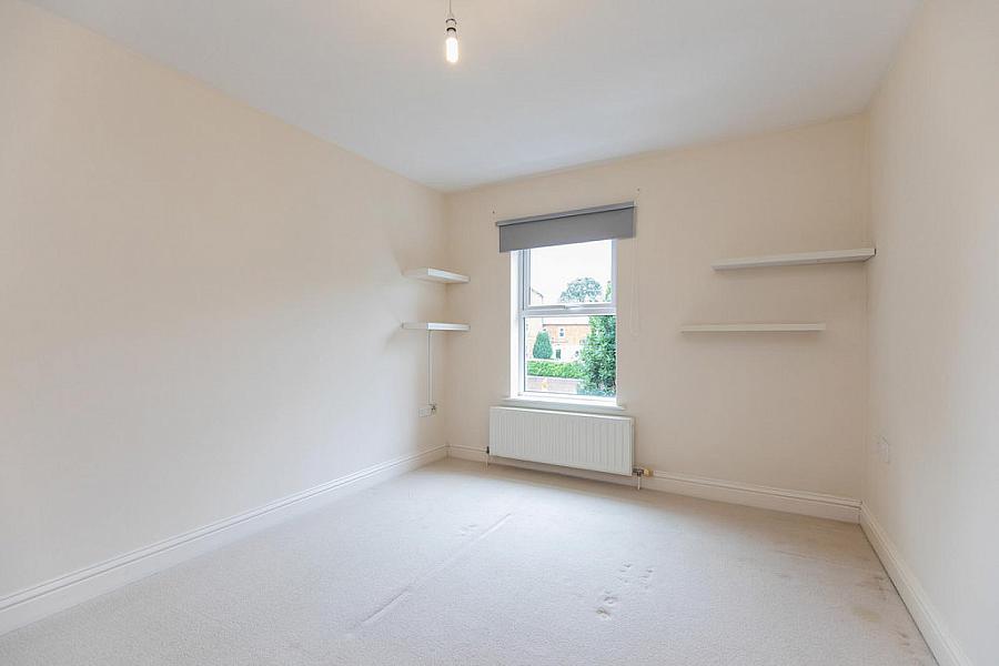 Apt 17 Grafton Court, 85 Kings Road