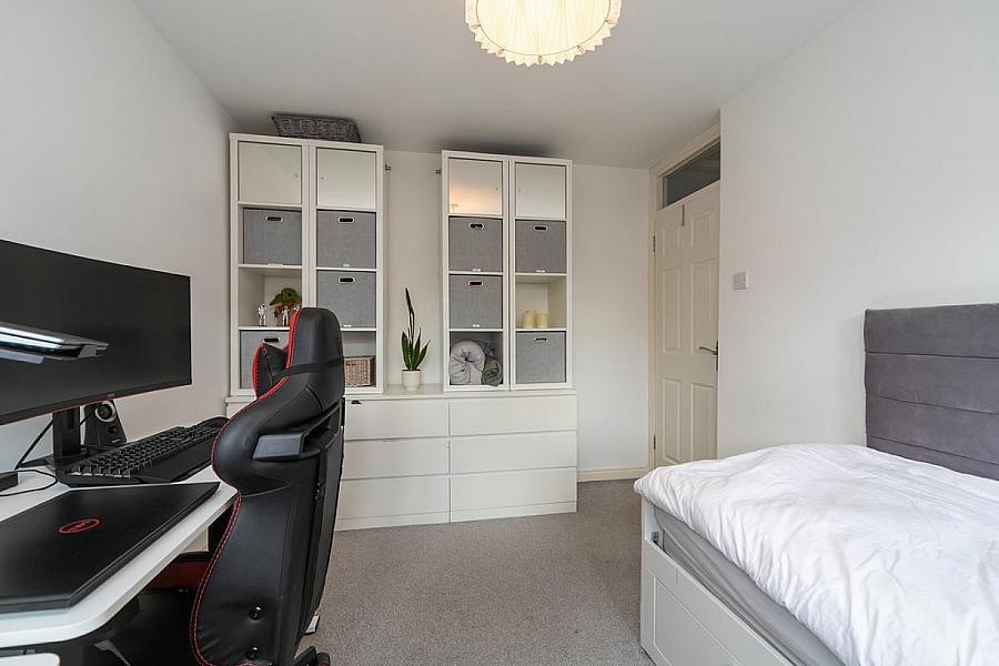 2 Ribble Street