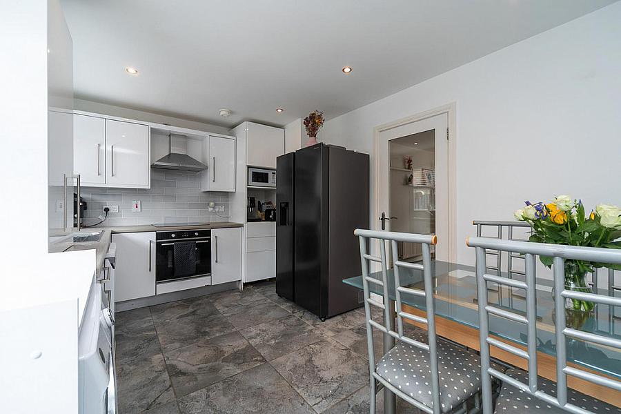 2 Ribble Street
